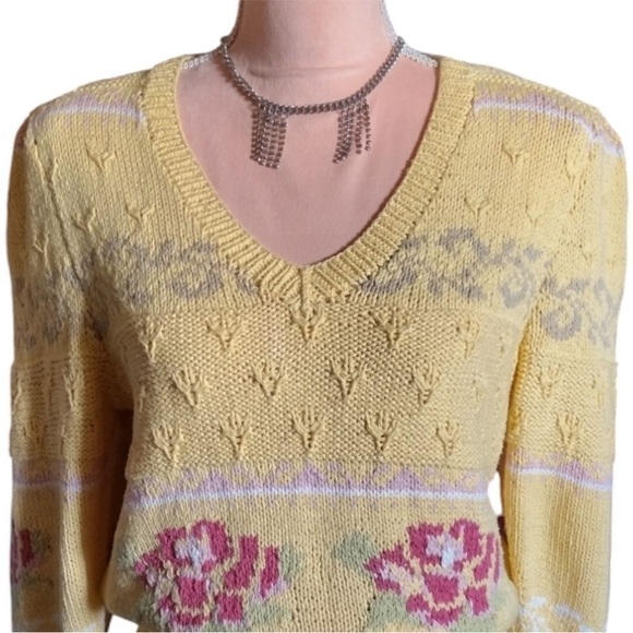 VTG 70s Yellow Pink Floral Cable Knit Vneck Sweater Large *Fits like Small - Picture 6 of 16